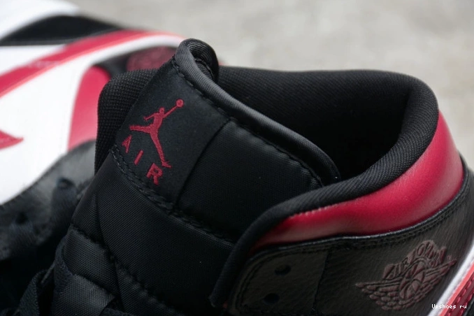 1 Toe 554724-066 Air  Jordan Bred Mid 0819